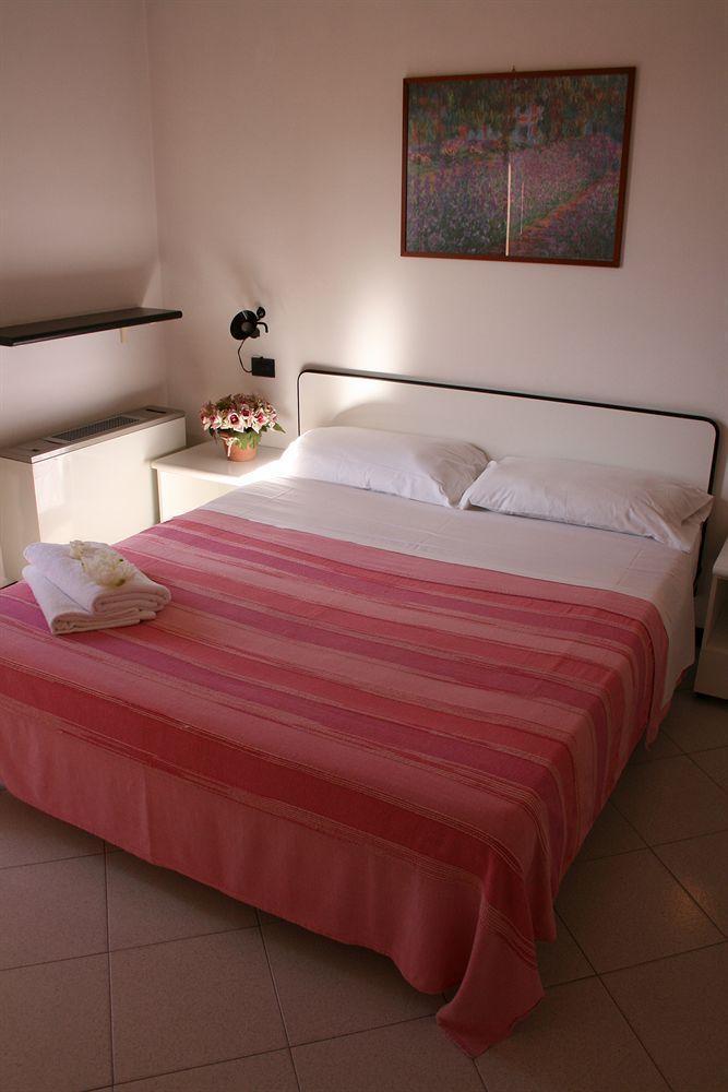 Residenza Sol Holiday Rimini Kültér fotó