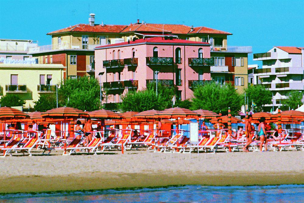 Residenza Sol Holiday Rimini Kültér fotó
